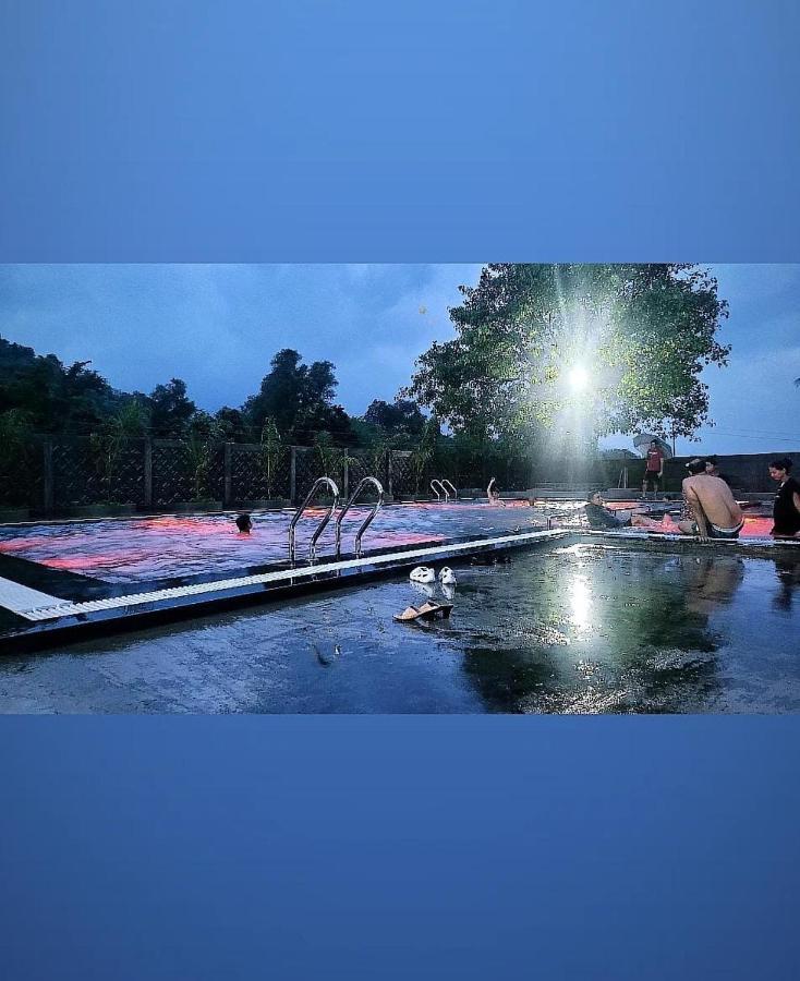 Silent Valley Resort Thane Exteriör bild